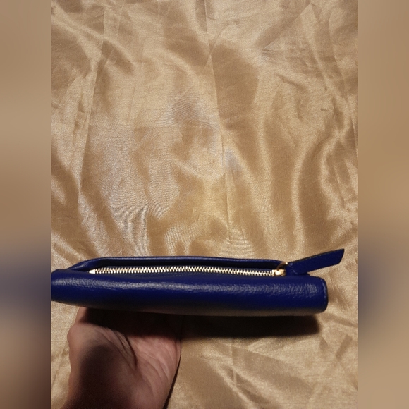 Vera Bradley wallet leather. - Picture 12 of 13